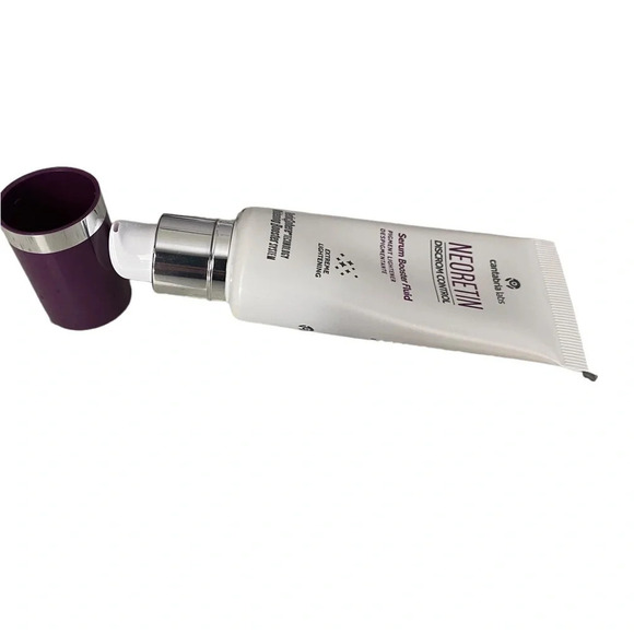 Neoretin Discrom Control Serum Booster Fluid 30ml (1.01fl oz) - Picture 4 of 4